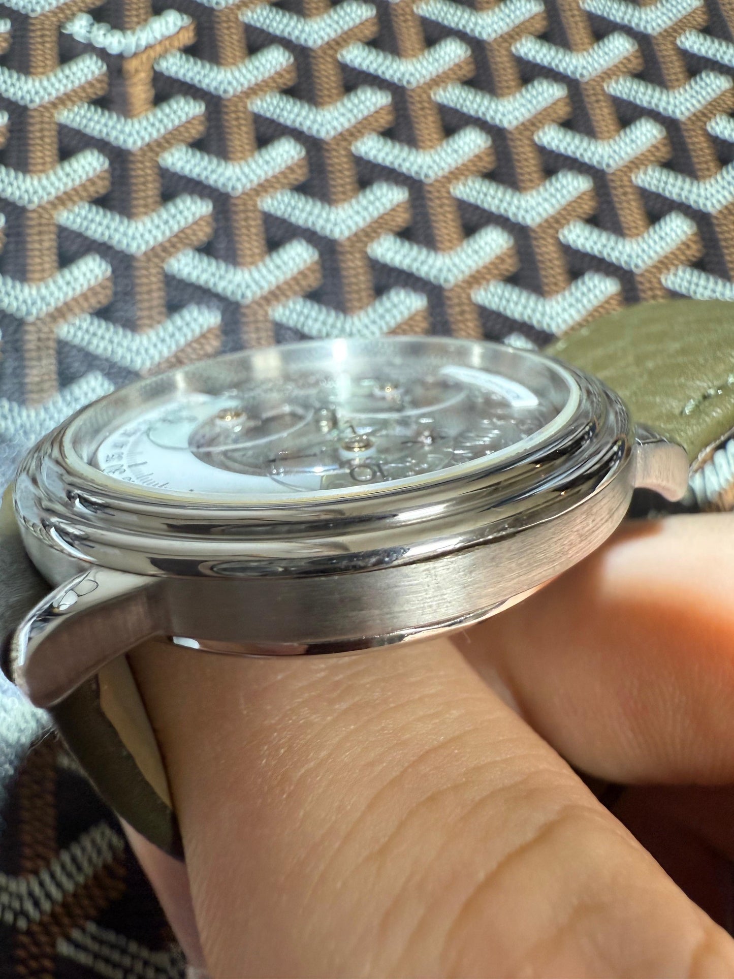 Audemars Piguet Star Wheel Ref. 25720.002 in platinum with rotating hour and minute display, elegant design. Circa 1992.