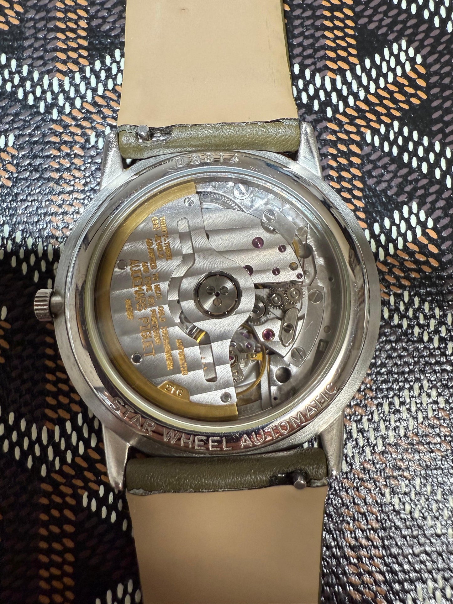 Audemars Piguet Star Wheel Ref. 25720.002 in platinum with rotating hour and minute display, elegant design. Circa 1992.