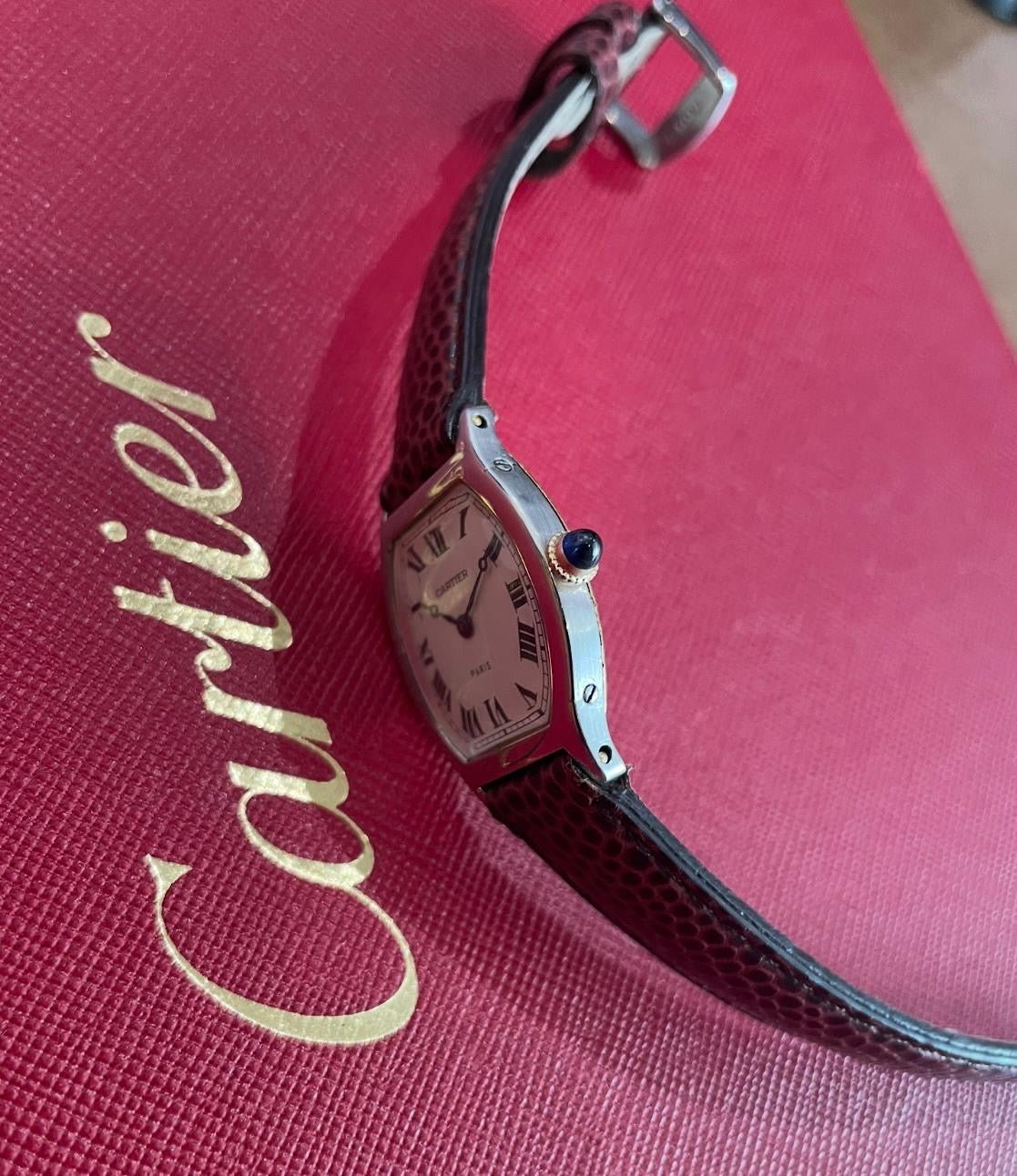 Cartier Tortue Platinum 1916 – A rare vintage luxury watch with timeless elegance.