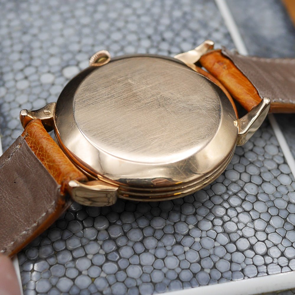 Vacheron & Constantin Triple Calendar in Pink gold. Circa: 1955.