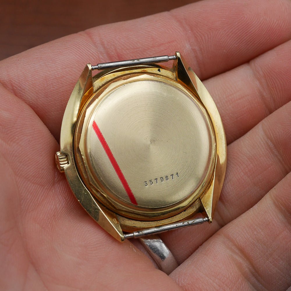 Zenith in Yellow gold. Circa: 1970.