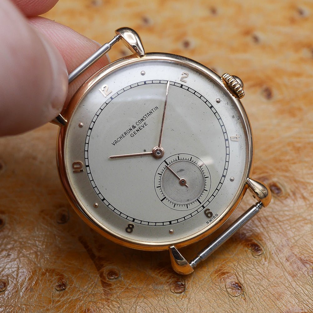Vacheron&Constantin Round Center anse a gouttes in Yellow gold. Circa: 1945