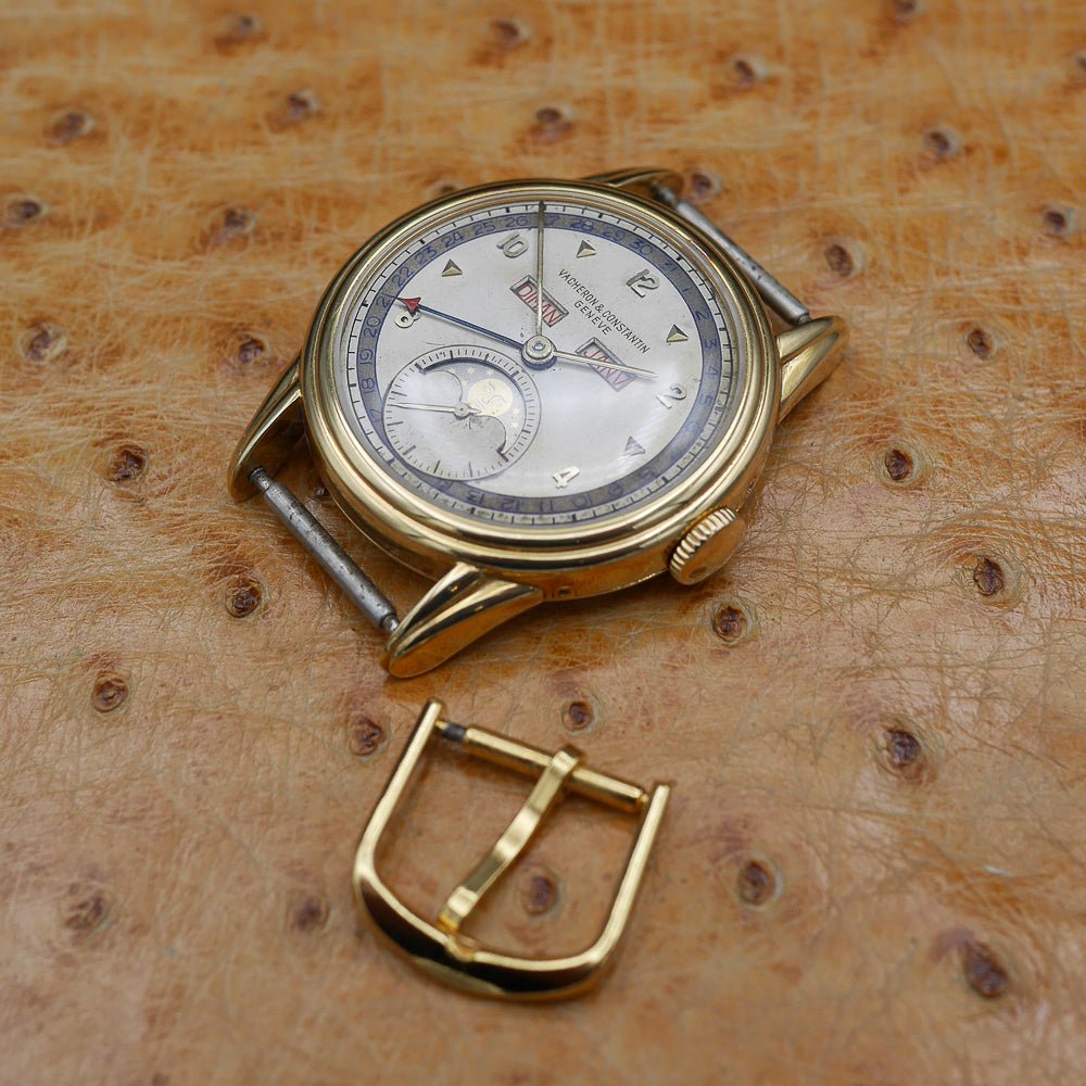 Vacheron & Constantin Triple Calendar with Moon Phases in Yellow gold. Circa: 1952.