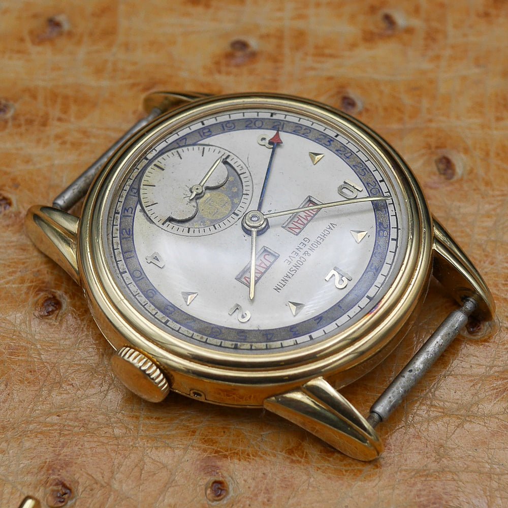Vacheron & Constantin Triple Calendar with Moon Phases in Yellow gold. Circa: 1952.