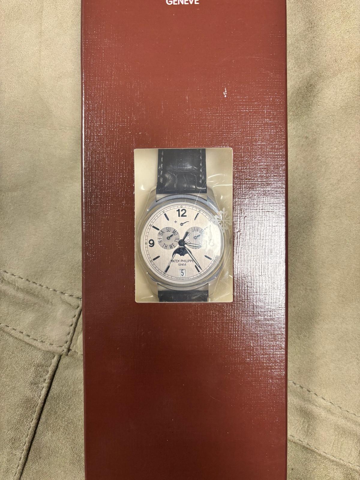 Patek Philippe Ref. 5250 G "Advanced Research" Double sealed (On Hold)