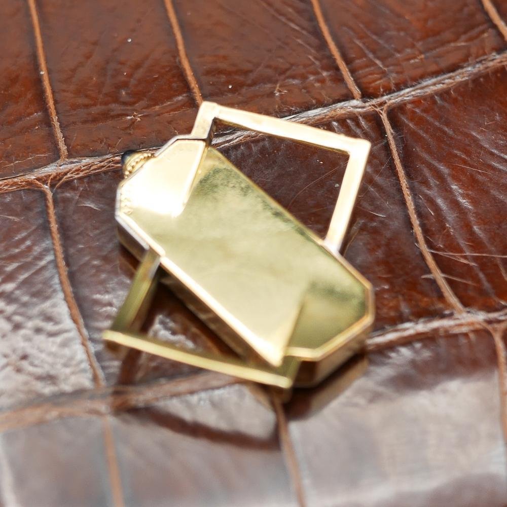 Cartier Driver watch in Yellow gold. Circa: 1930.