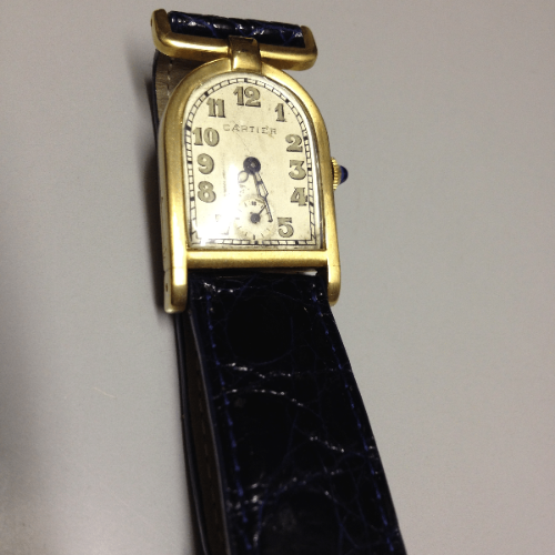 Cartier Horse shoe in Yellow gold 14kt. Circa:1940.