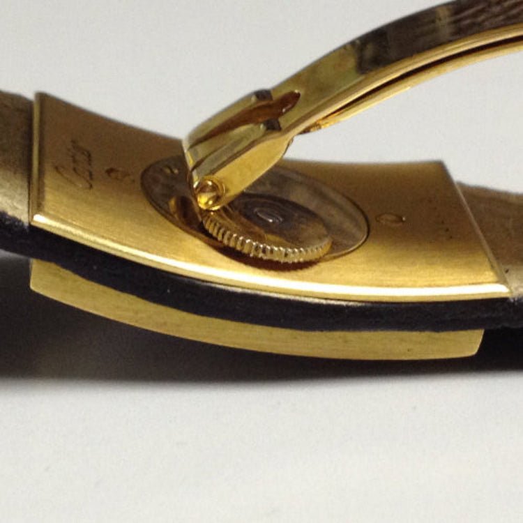 Cartier Rectangular Dress Watch in Yellow Gold, Circa 1970 - Pires - Mauboussin