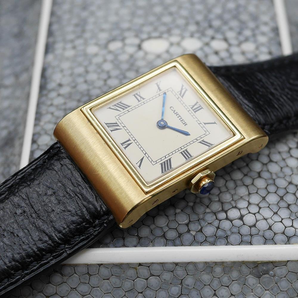 Cartier tank in Yellow gold. Circa: 1960.