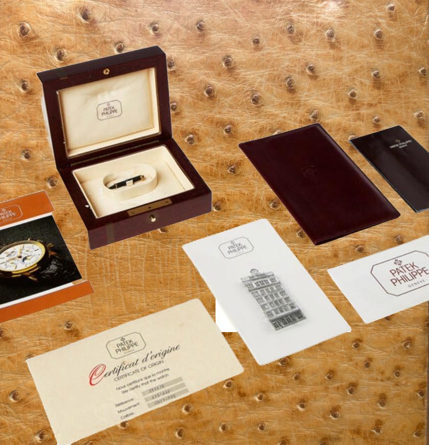 Patek Philippe Ref. 3970/E Perpetual Calendar Chronograph in Yellow Gold from 1990 - Pires - Mauboussin
