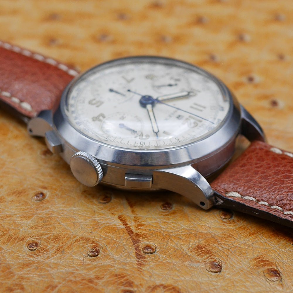 Rolex Chronograph, Ref 3335 in Stainless steel, Circa 1940.