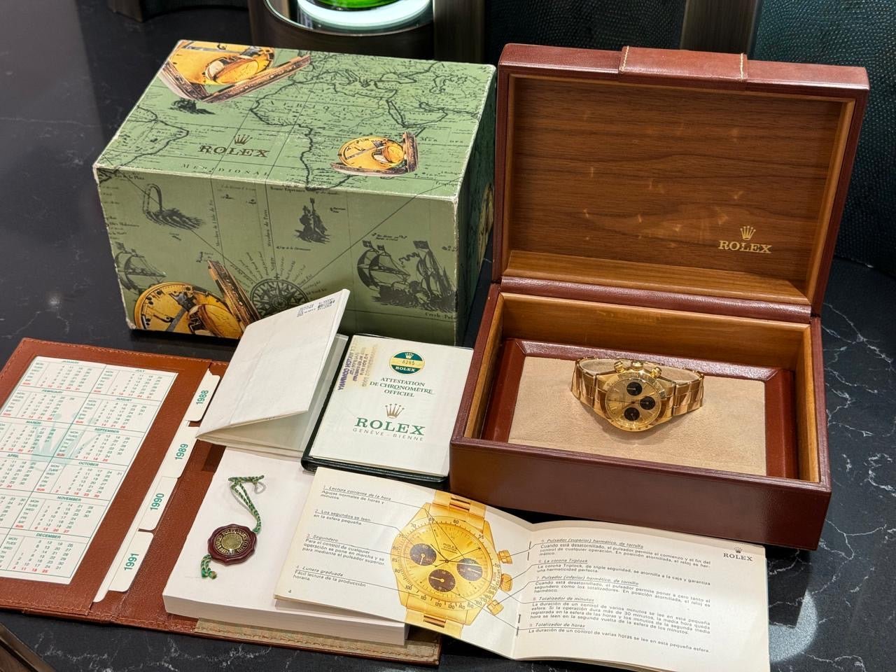Vintage Rolex Cosmograph Daytona Ref. 6265 18k Gold, 1986