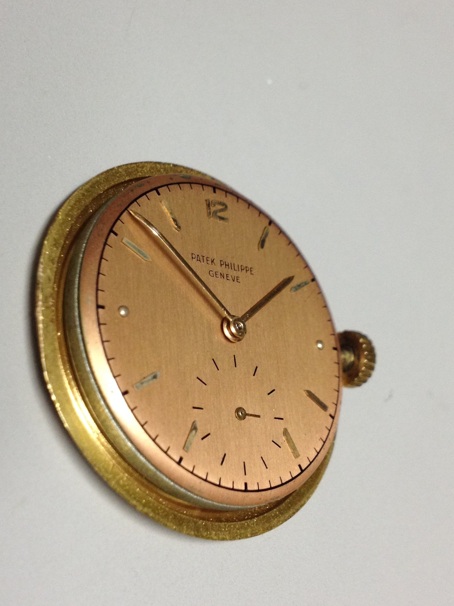 Patek Philippe Calatrava Ref: 2406 in Pink gold. Circa: 1950.