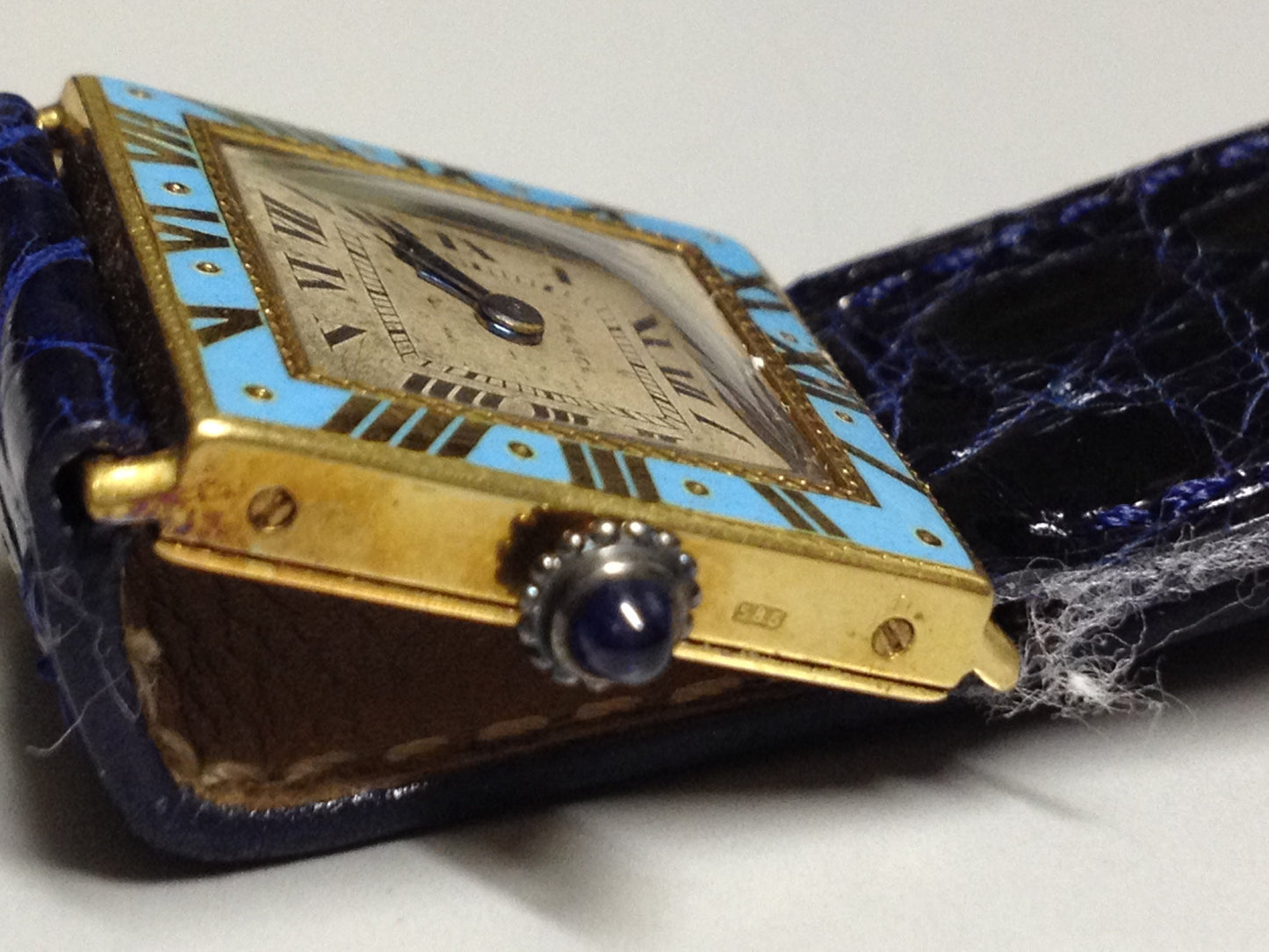 Cartier Quadrant in Yellow gold 14kt. Circa: 1940.