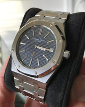 Load image into Gallery viewer, Audemars Piguet REF:5402ST B Series in Stainless Steel, from 1975
