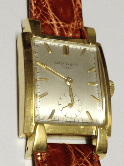 Patek Philippe Ref: 2427 in Yellow gold. Circa: 1950.