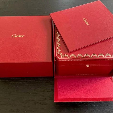 Cartier Tank Asymétrique REF: WGTA0044 in yellow gold, 2022. A refined and modern reinterpretation of a Cartier classic.