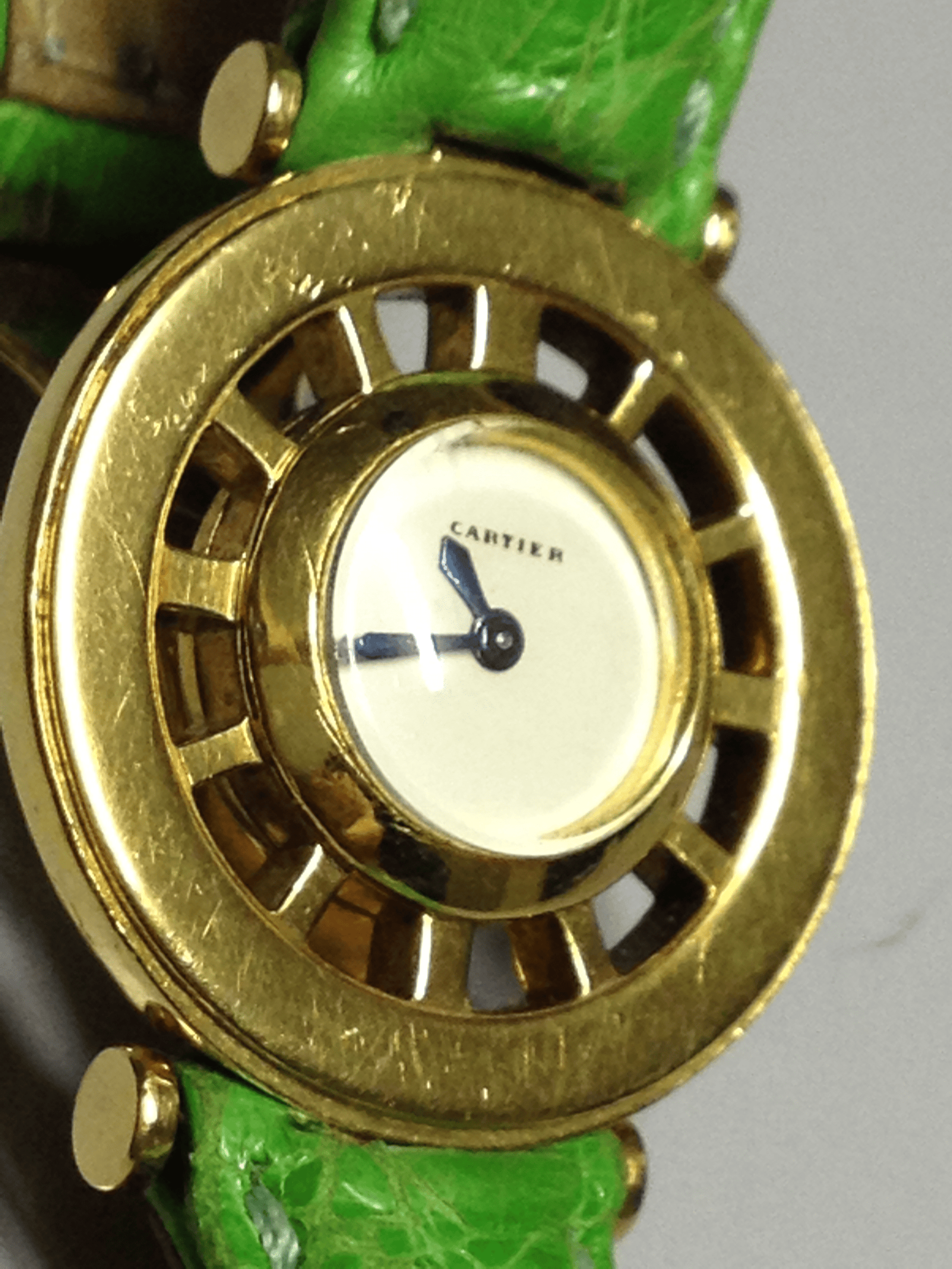 Cartier Gouvernail in Yellow Gold, 1950, 25mm Vintage Timepiece
