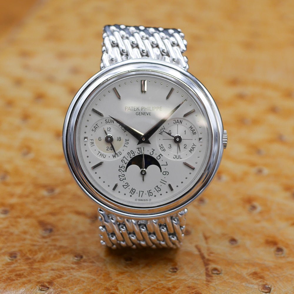 Patek Philippe Perpetual Calendar Ref:3945 in White gold. Circa:1991