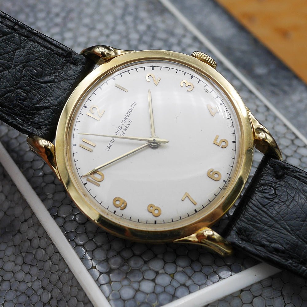 Vacheron&Constantin Round Center Second with Arabic Numerals in Yellow gold. Circa: 1950