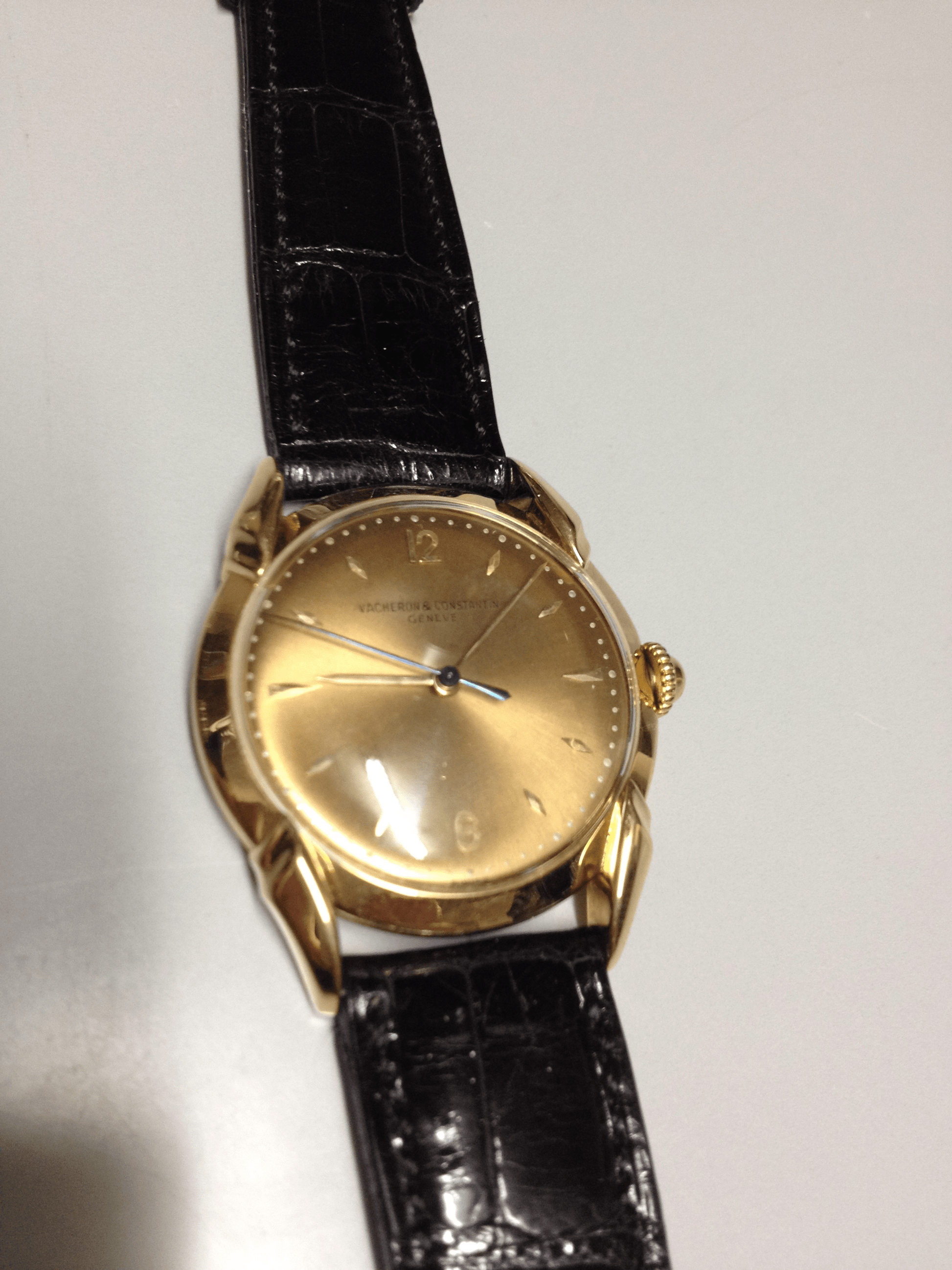 Vacheron&Constantin Cows Horn in Pink gold. Circa:1950