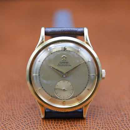 Omega Ref: OT2500 in Yellow gold. Circa:1947.