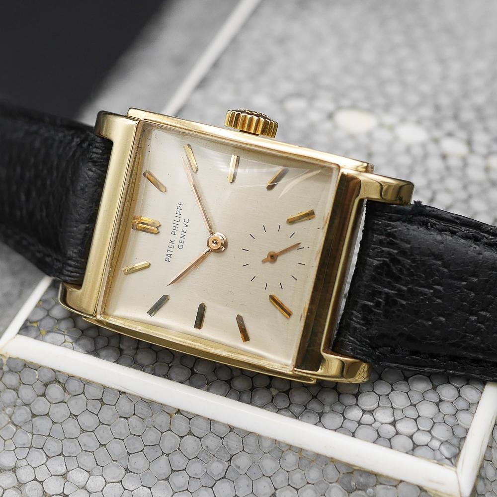 Patek Philippe Bombe Ref: 2476 in Yellow Gold, 1956, Manual Winding, Caliber 9”90