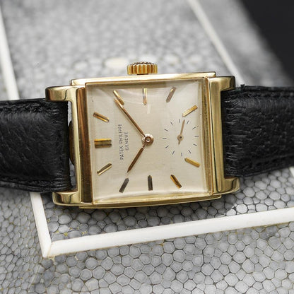 Patek Philippe Bombe Ref: 2476 in Yellow Gold, 1956, Manual Winding, Caliber 9”90