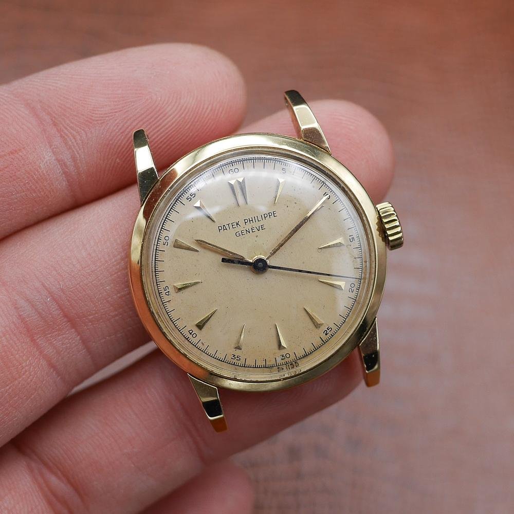 Patek Philippe Calatrava Ref 2460 in Yellow Gold, Circa 1950 