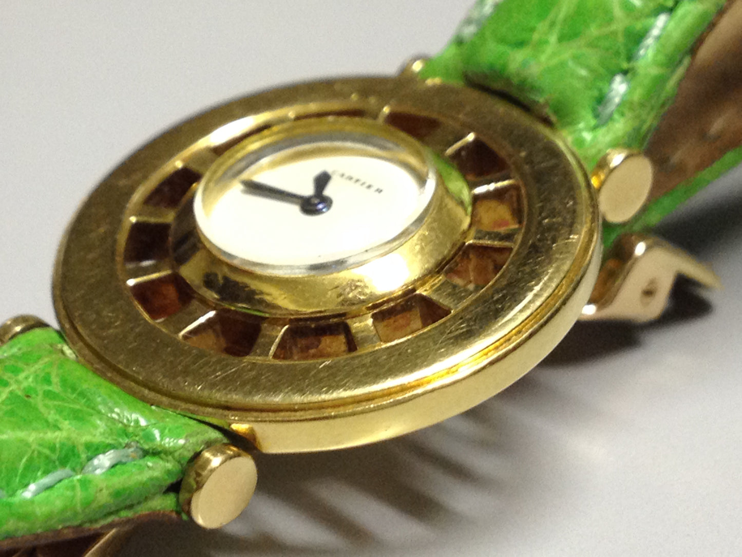 Cartier Gouvernail in Yellow Gold, 1950, 25mm Vintage Timepiece