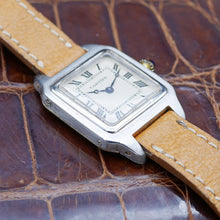 Load image into Gallery viewer, Cartier Santos Dumont in Platinum and Yellow gold. Circa: 1920.

